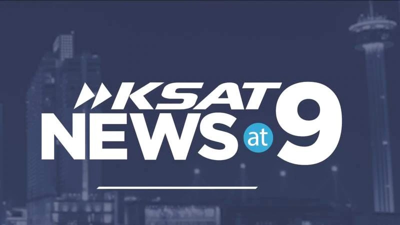 ksat-logo-news-2019-12-21-how-an-sa-business-is-helping-santa-claus-during-busy-holiday-season-Ginos Deli